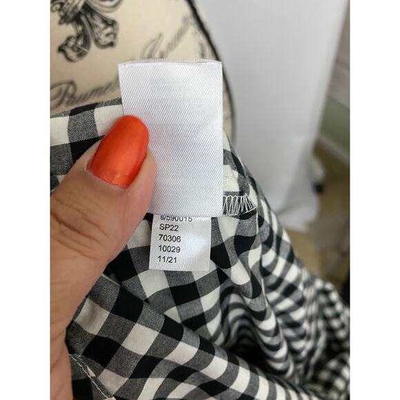 Ann Taylor Black & White Gingham Button Up Blouse with Ruffle Collar Small - Picture 8 of 9
